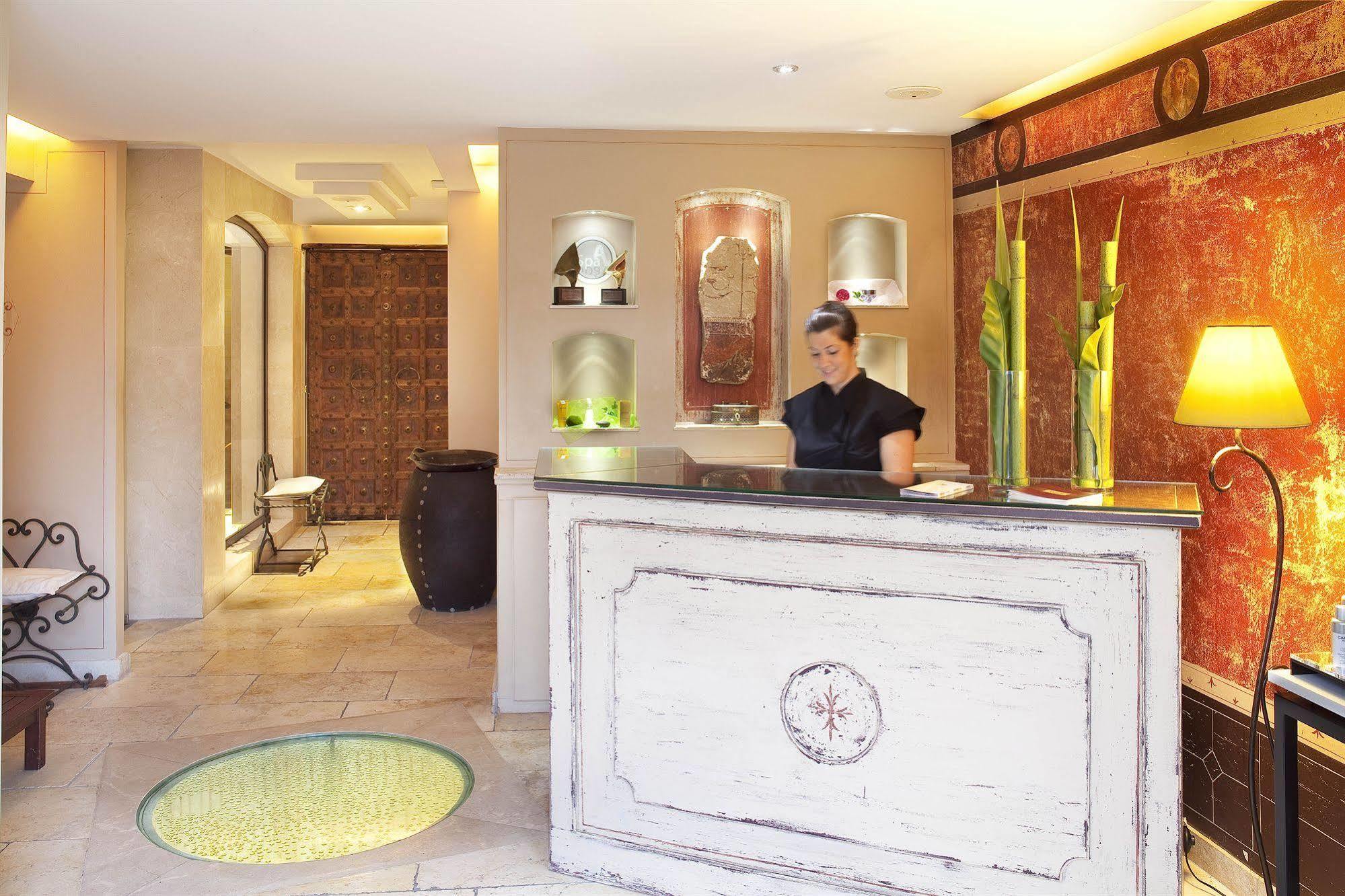 Maison Berard Hotel - Restaurant - Spa La Cadiere-d'Azur Exteriör bild